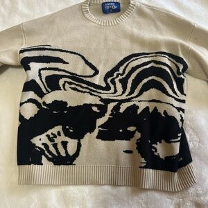 Aelfric Eden Women’s Skeleton Black and Cream Crewneck Sweater